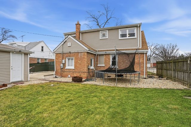 10906 Mcvicker Avenue, Chicago Ridge, IL 60415