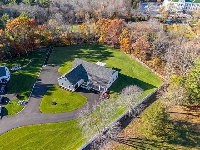 73 Raymond Ave, Raynham, MA 02767