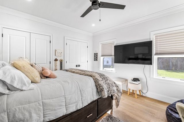 73 Raymond Ave, Raynham, MA 02767