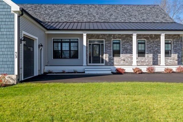 73 Raymond Ave, Raynham, MA 02767