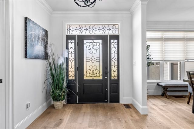 73 Raymond Ave, Raynham, MA 02767