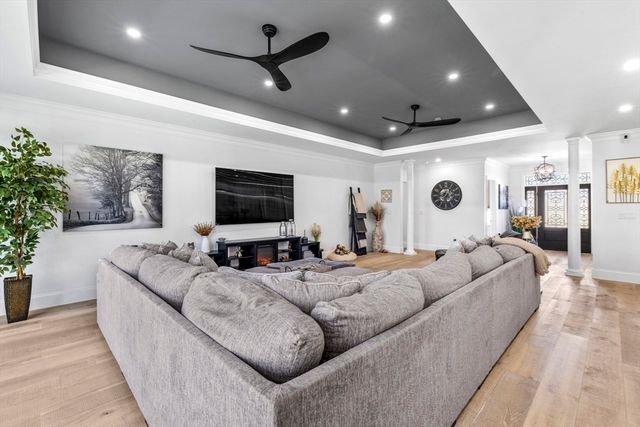 73 Raymond Ave, Raynham, MA 02767