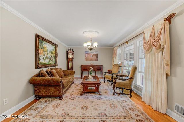 5 Trotter Terrace, Belford, NJ 07718
