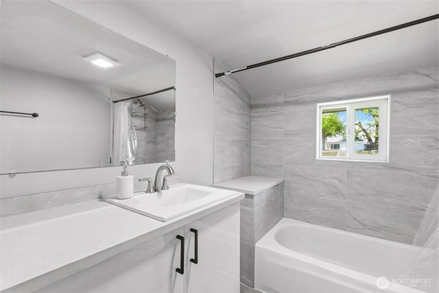 135 171st Street E, Spanaway, WA 98387
