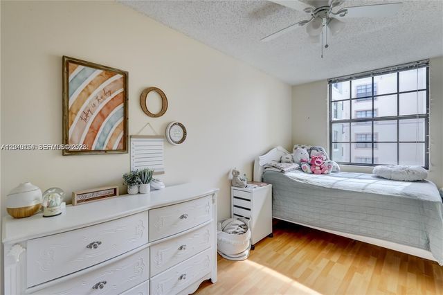 1919 Van Buren St 620A, Hollywood, FL 33020