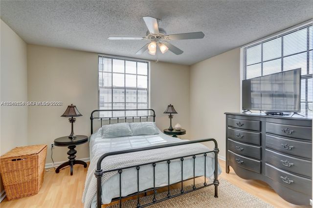 1919 Van Buren St 620A, Hollywood, FL 33020