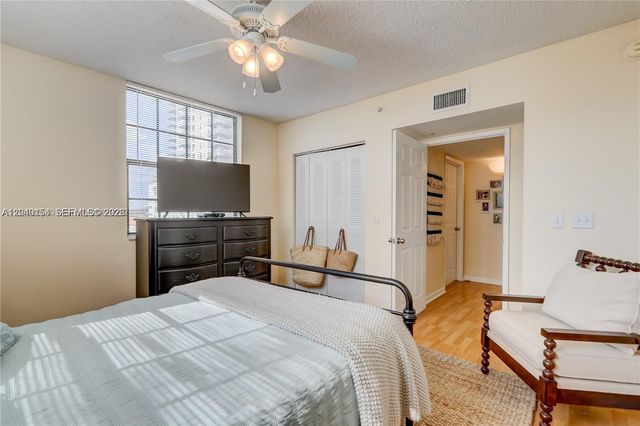 1919 Van Buren St 620A, Hollywood, FL 33020