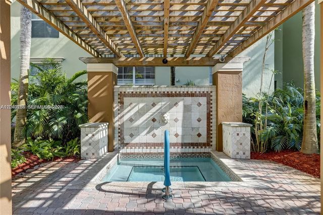 1919 Van Buren St 620A, Hollywood, FL 33020