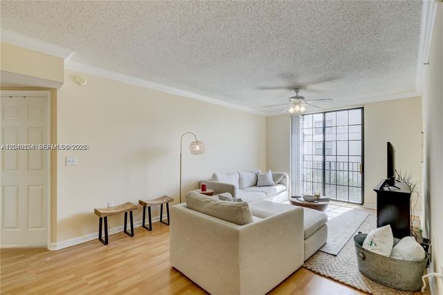 1919 Van Buren St 620A, Hollywood, FL 33020