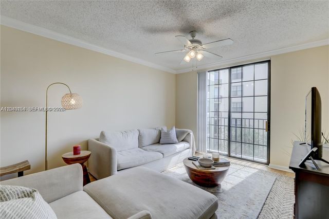 1919 Van Buren St 620A, Hollywood, FL 33020