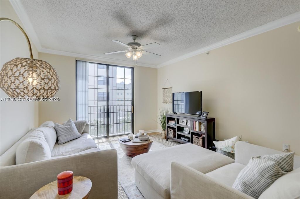 1919 Van Buren St 620A, Hollywood, FL 33020