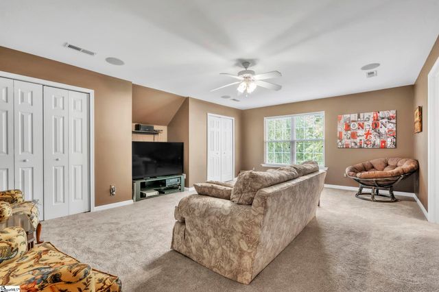 528 Kingsmoor Drive, Simpsonville, SC 29681