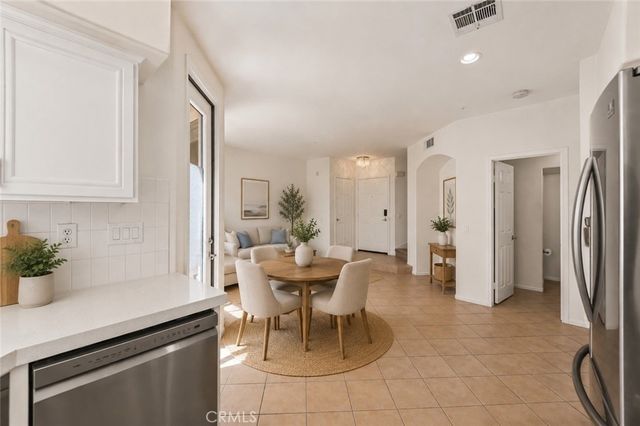 607 Terra Bella, Irvine, CA 92602