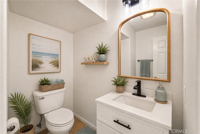 607 Terra Bella, Irvine, CA 92602