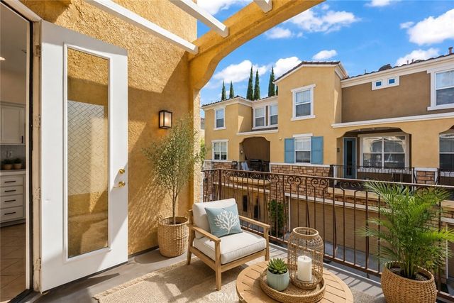 607 Terra Bella, Irvine, CA 92602
