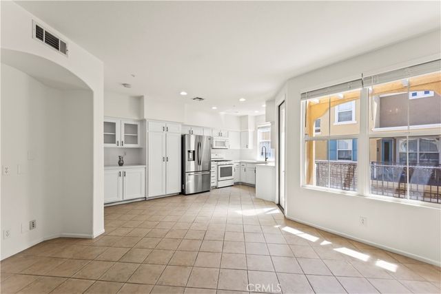 607 Terra Bella, Irvine, CA 92602