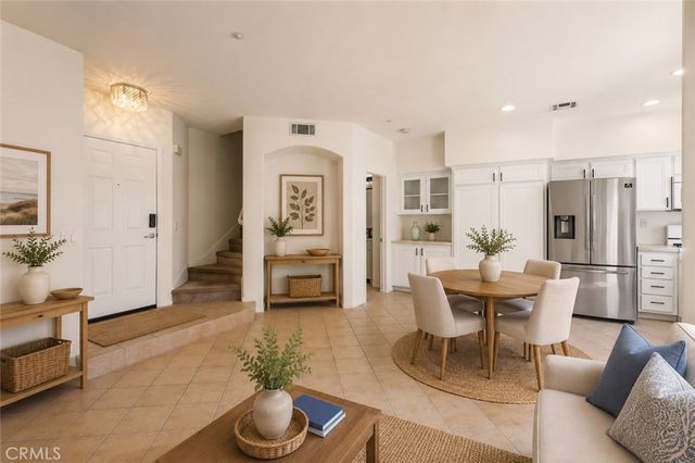 607 Terra Bella, Irvine, CA 92602