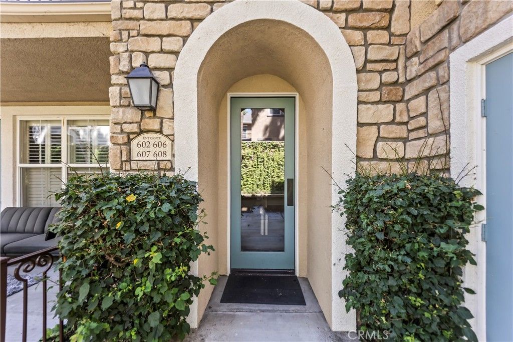 607 Terra Bella, Irvine, CA 92602