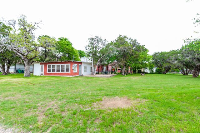 137 Center Loop, Whitney, TX 76692