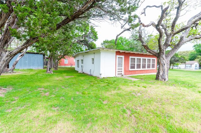 137 Center Loop, Whitney, TX 76692