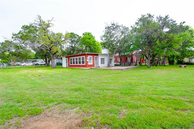 137 Center Loop, Whitney, TX 76692