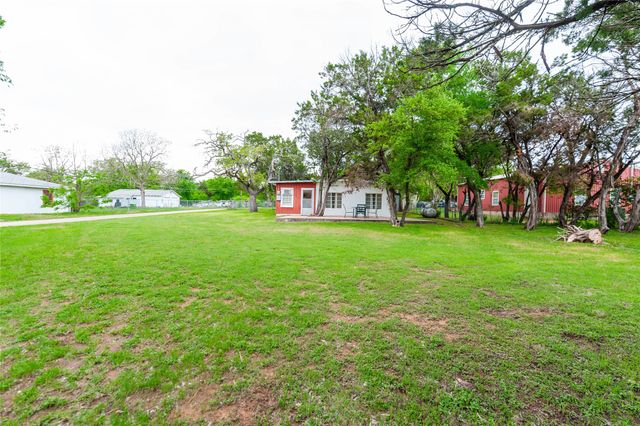 137 Center Loop, Whitney, TX 76692