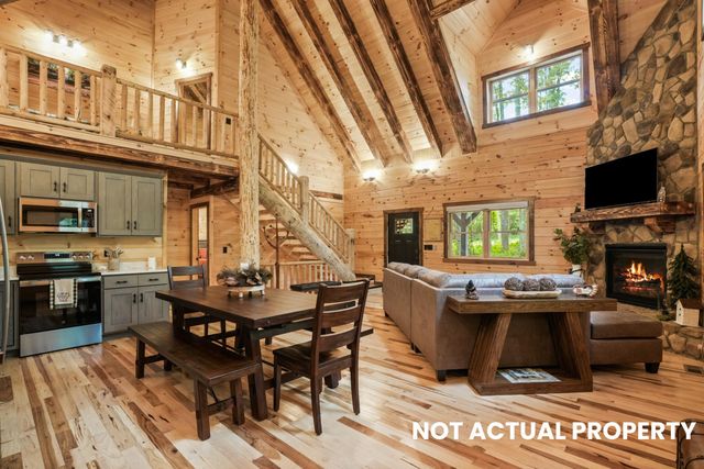 28068 Blackjack Road, Logan, OH 43138