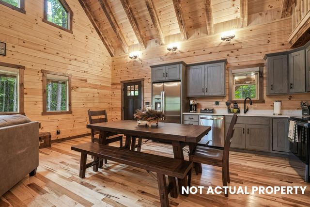 28068 Blackjack Road, Logan, OH 43138