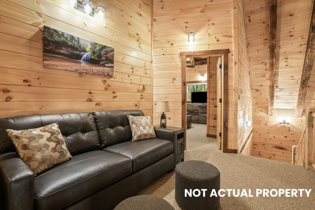 28068 Blackjack Road, Logan, OH 43138