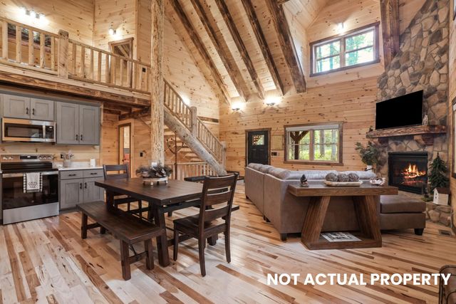 28068 Blackjack Road, Logan, OH 43138