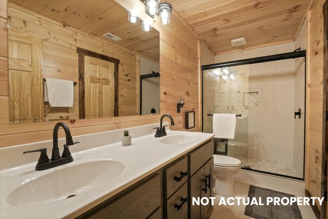 28068 Blackjack Road, Logan, OH 43138