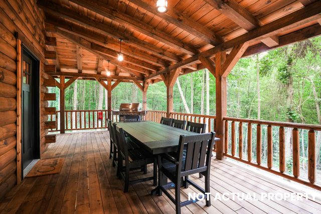 28068 Blackjack Road, Logan, OH 43138