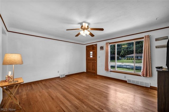 6033 Stearns Road, North Olmsted, OH 44070