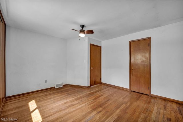 6033 Stearns Road, North Olmsted, OH 44070