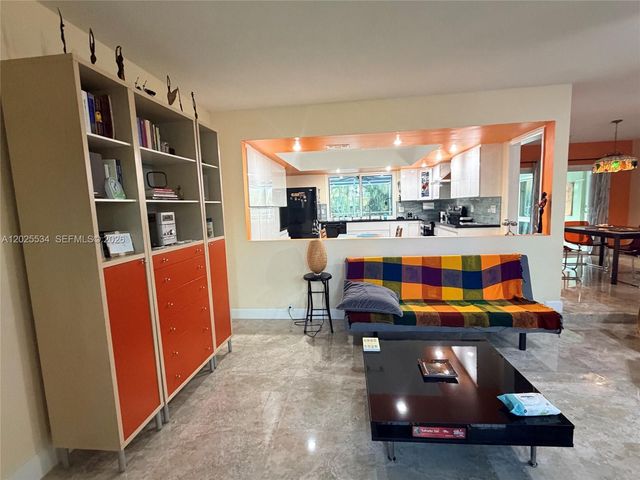 5129 Van Buren St, Hollywood, FL 33021