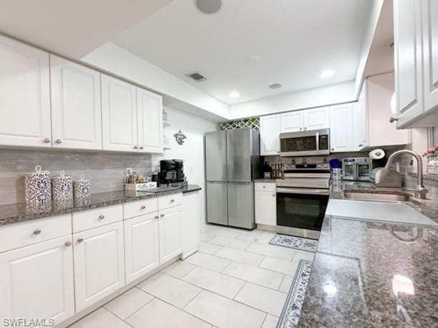 3790 35th AVE NE, Naples, FL 34120