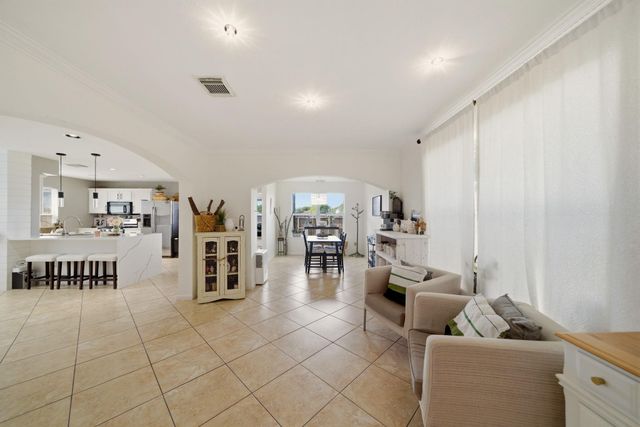 5722 Tiger Lilly Way, Houston, TX 77085