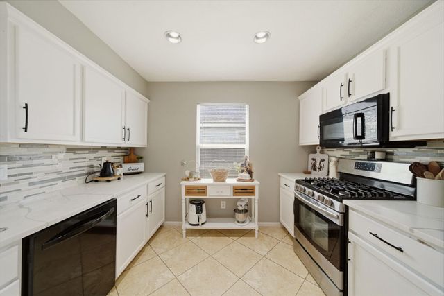 5722 Tiger Lilly Way, Houston, TX 77085