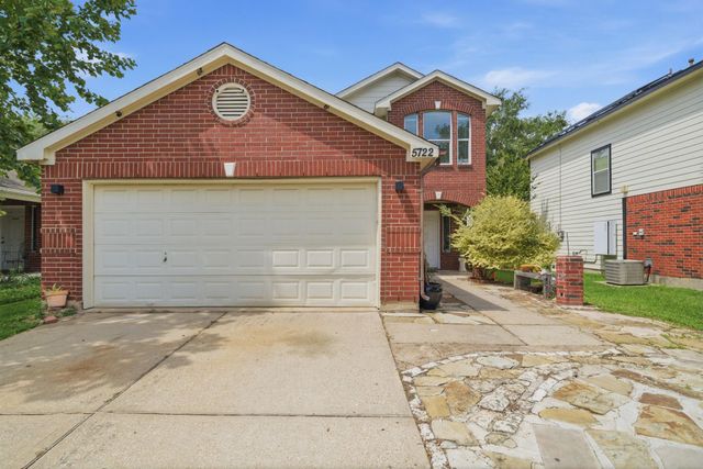5722 Tiger Lilly Way, Houston, TX 77085