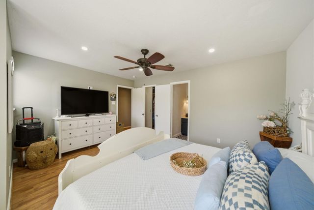 5722 Tiger Lilly Way, Houston, TX 77085