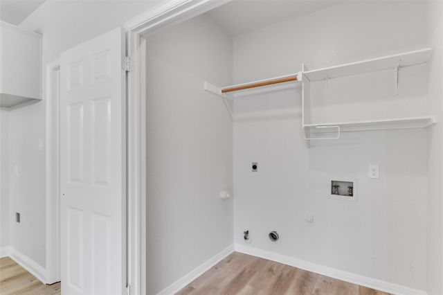 11125 Savin Hill LN, Austin, TX 78739