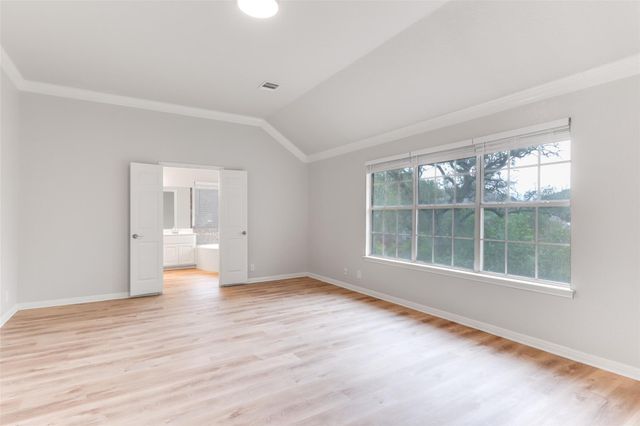 11125 Savin Hill LN, Austin, TX 78739