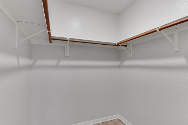 11125 Savin Hill LN, Austin, TX 78739