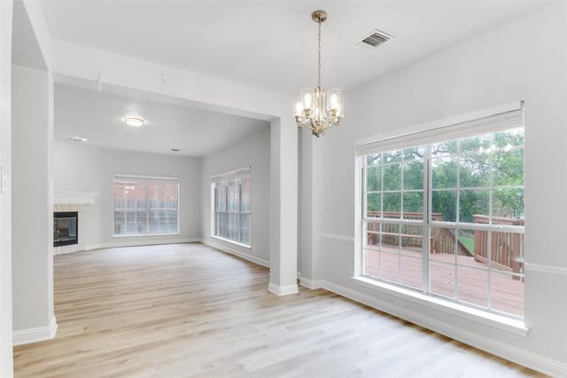 11125 Savin Hill LN, Austin, TX 78739