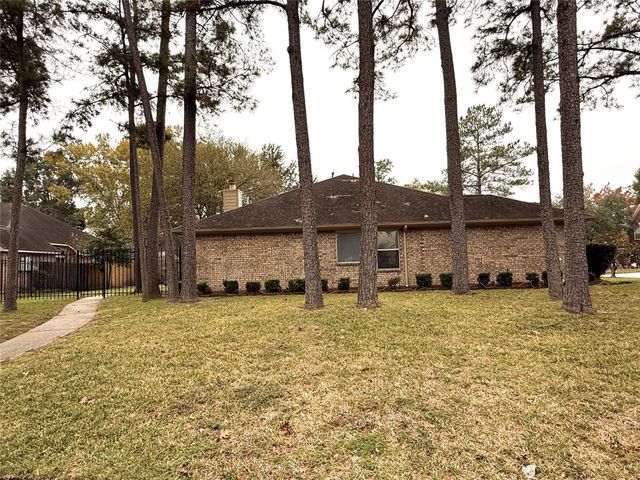18834 Racquet Ridge Road, Humble, TX 77346