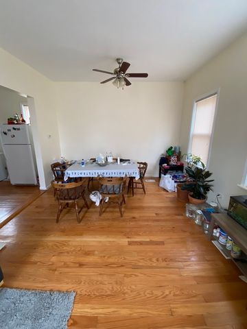 461 W 28th Place, Chicago, IL 60616
