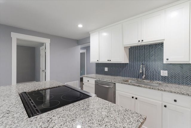 3015 S Fannin Avenue, Denison, TX 75021