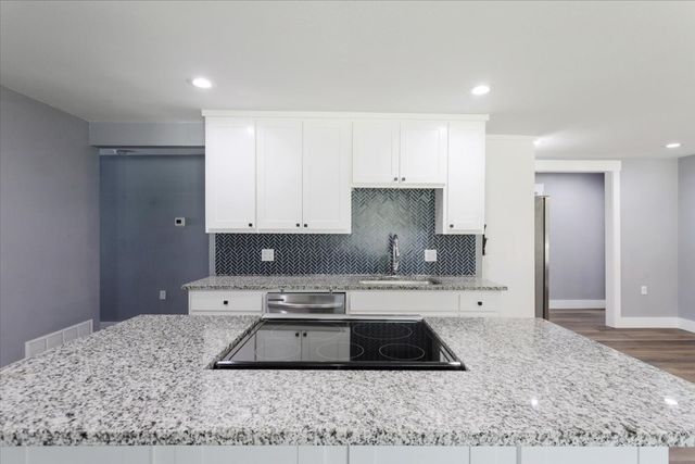 3015 S Fannin Avenue, Denison, TX 75021