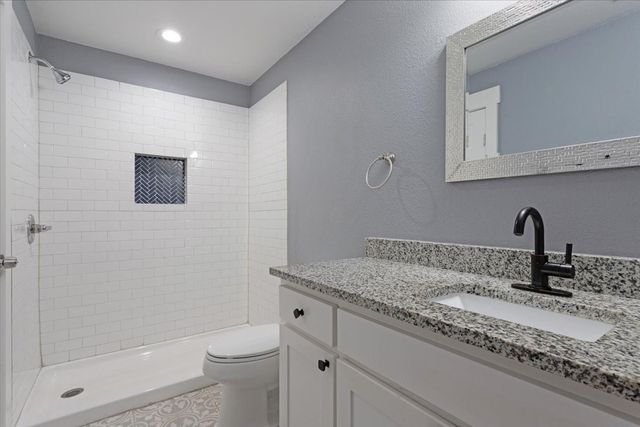 3015 S Fannin Avenue, Denison, TX 75021