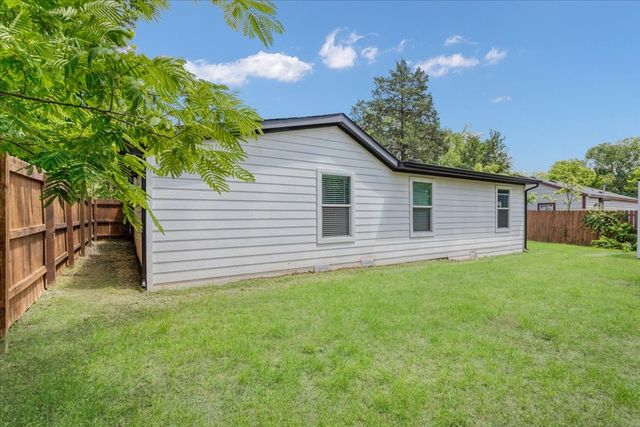 3015 S Fannin Avenue, Denison, TX 75021